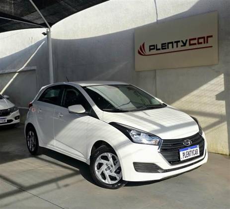 HYUNDAI HB20 1.6 COMFORT PLUS 16V FLEX 4P MANUAL HYUNDAI HB20 1.6 COMFORT PLUS 16V FLEX 4P MANUAL